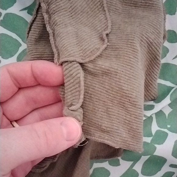 SILK WORM Olive Green Patchwork Scarf - Handmade One-of-a-Kind - Picture 5 of 8